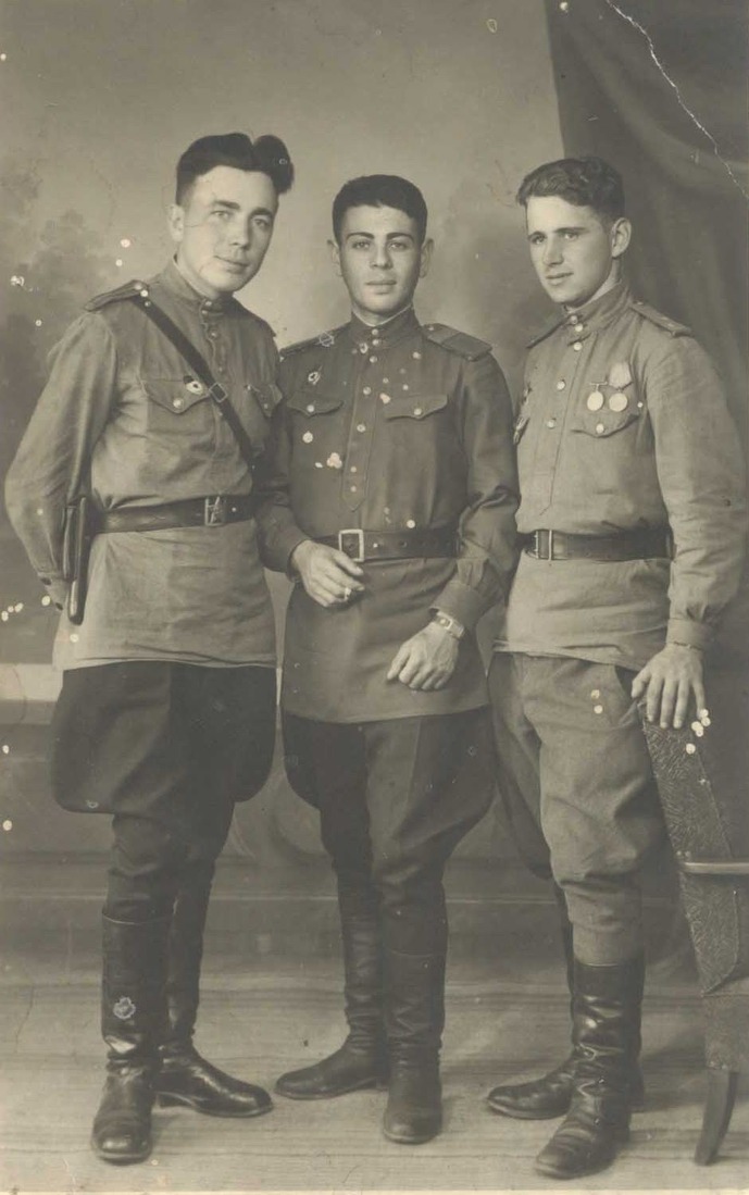 Петр Щербаков (справа), Берлин, май 1945 года