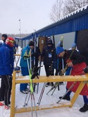 Юные спортсмены готовятся к лыжным стартам