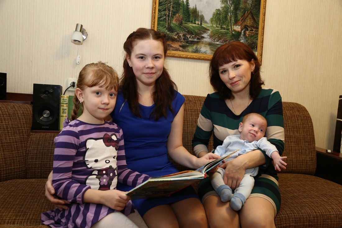 Оператор теплопункта УЭСП Галина Пашкова вместе с мужем растят троих детей