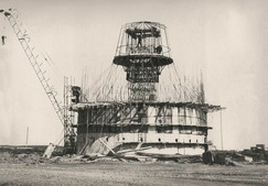 Строительство первого в СССР газового гиганта  — газоперерабатывающего завода
