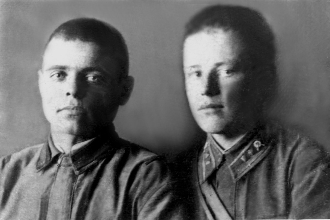 Сергей Рожков (слева) с другом