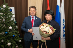 Благодарность ПАО «Газпром» вручена инженеру транспортного отдела Марьяне Паждиной