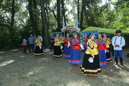 Народные песни исполнили коллективы Дворца культуры и спорта «Газовик»