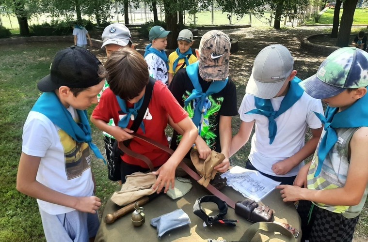 Урок мужества в летнем лагере дневного пребывания на базе Дворца "Газовик"