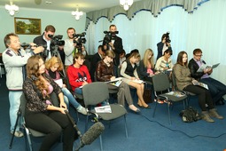 Во второй день фестиваля состоялась пресс-конференция организаторов форума