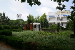 Санаторий «Орен-Крым» оренбургские газовики основали в Евпатории в 1987 году