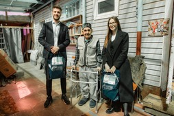 Фронтовик Хабибулла Ахметович Байтеев встречает гостей