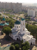 "Под сенью храма" (Никольский кафедральный собор и улица Чкалова). Валерия Никонова, 2009