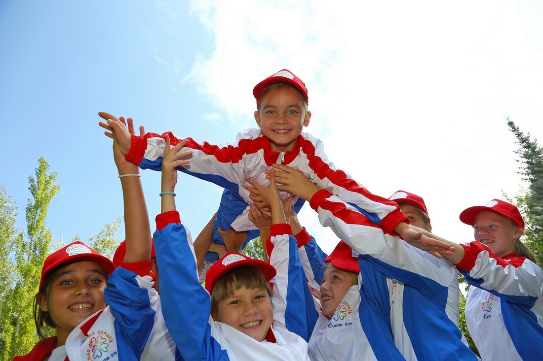 Фестиваль "Тепло детских сердец" проводится с 2006 года