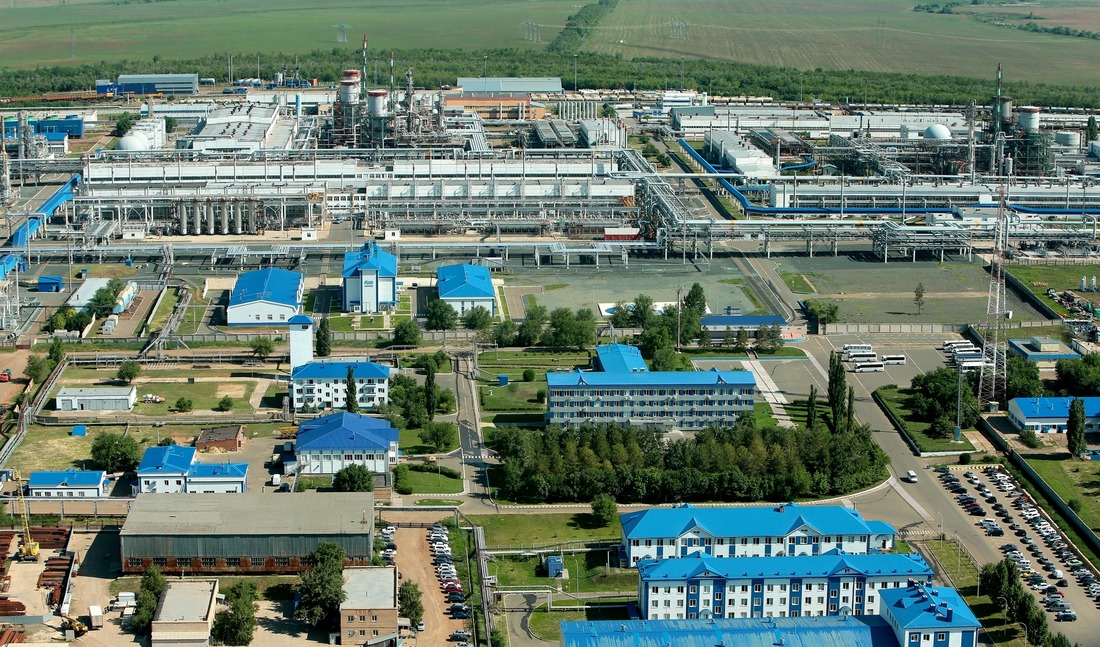 Панорама гелиевого завода