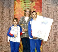 Активные участники фестиваля "Тепло детских сердец" получили награды