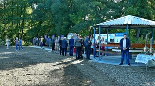 Родник Красный в Переволоцком районе