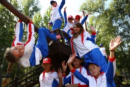 В "Самородово" заехали почти 400 ребят из 19 детских учреждений Оренбургской области и Республики Казахстан