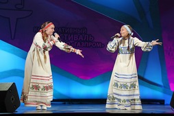 Дуэт "Забава": Аделина Нургалиева и Александра Богуславская