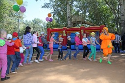 Дети участвовали в спортивных конкурсах и играх