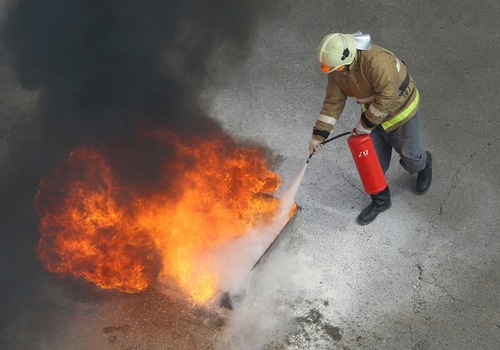 Отработка навыков тушения пожаров