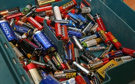 В случае неправильной утилизации батарейки наносят вред окружающей среде