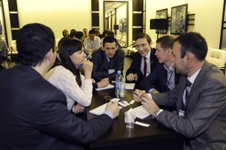 Молодые работники ООО «Газпром добыча Оренбург» участвуют в деловой игре