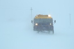 Снегоболотоход «Четра» незаменим для доставки работников на трассу трубопроводов с условиях бездорожья