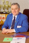 Главный тренер клуба настольного тенниса «Факел — Газпром» Виктор Андреев