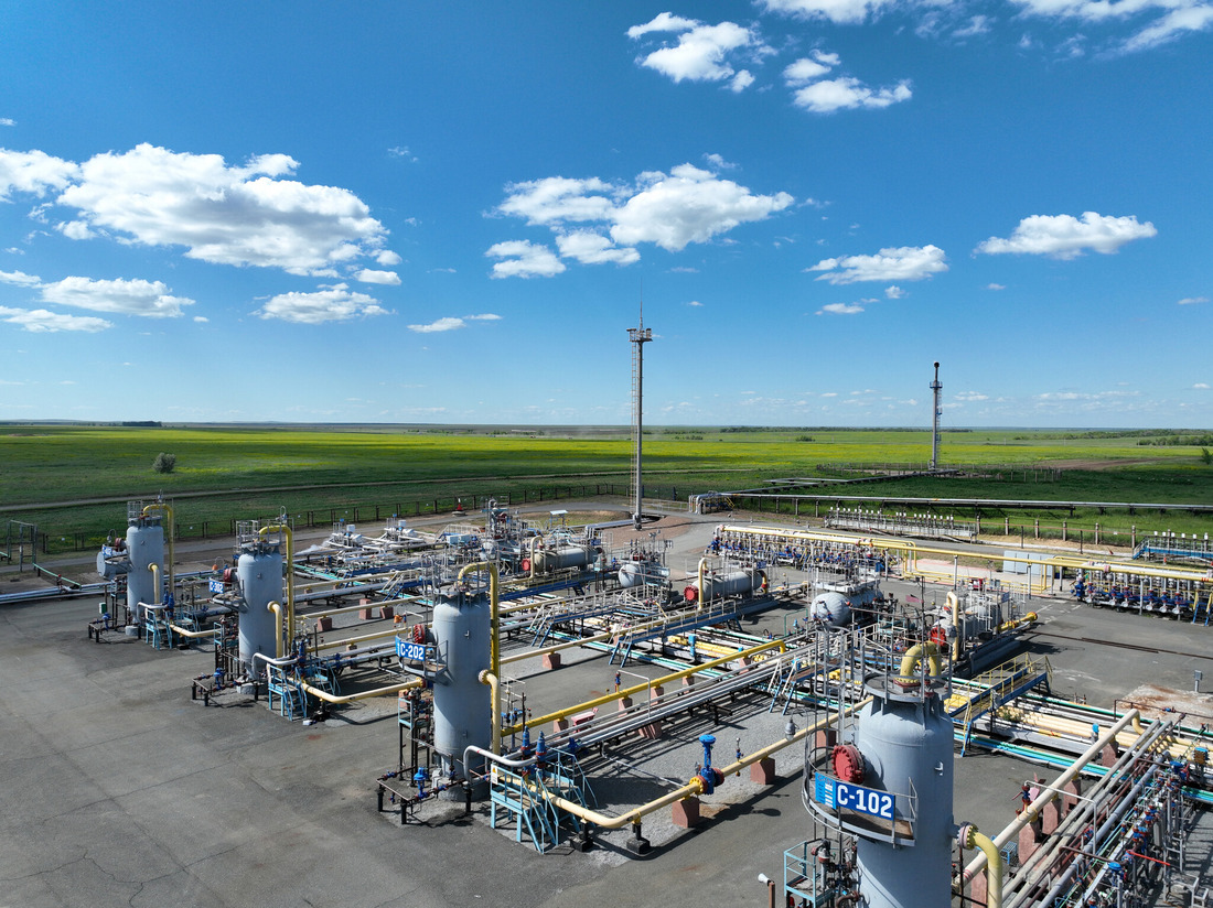 На Оренбургском НГКМ действуют 11 установок комплексной подготовки газа
