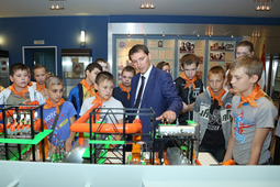 Экспозиция, посвященная истории развития Оренбургского газового комплекса, вызвала большой интерес школьников