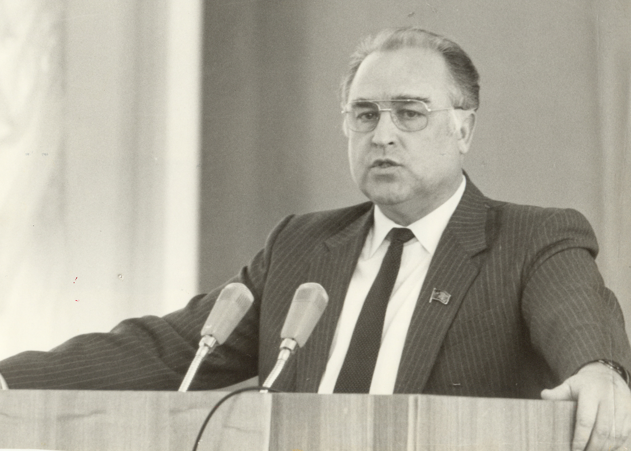 Премьер министр черномырдин. Черномырдин 1990.